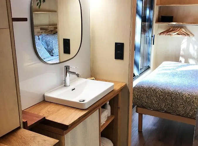 Vaimiti, Cosy Sous Les Pins